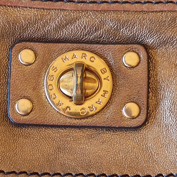 Marc Jacobs Metallic Leather Coin Purse - Picture 2 of 11